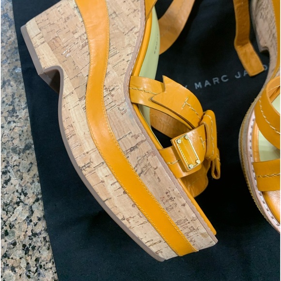 Sale 24 hours 🩷MARC JACOBS ☘️ KL STRP WDGE Yellow platforms - Picture 10 of 11
